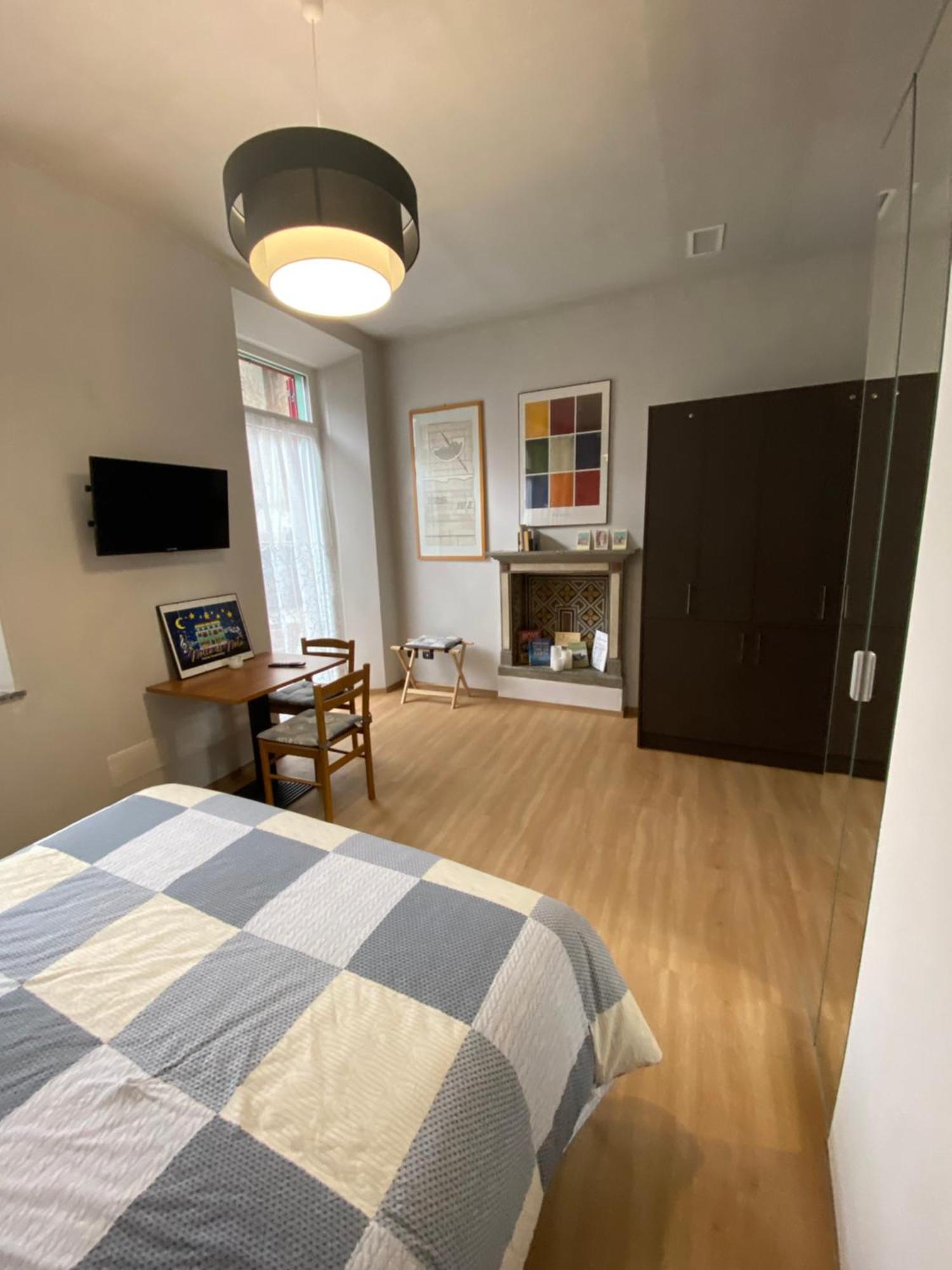 Notte Di Note - Home Hospitality 布斯托阿西齐奥 外观 照片
