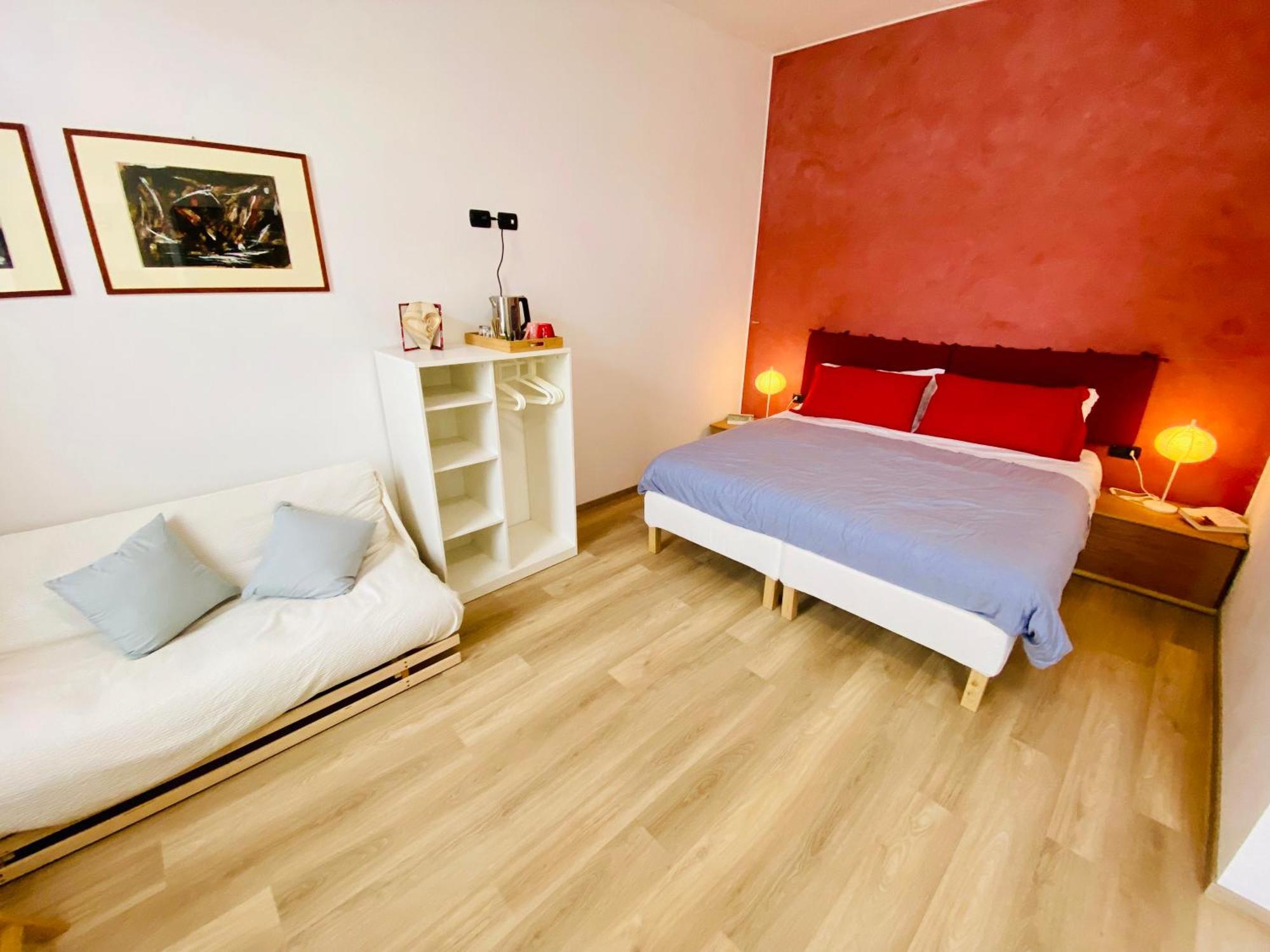 Notte Di Note - Home Hospitality 布斯托阿西齐奥 外观 照片