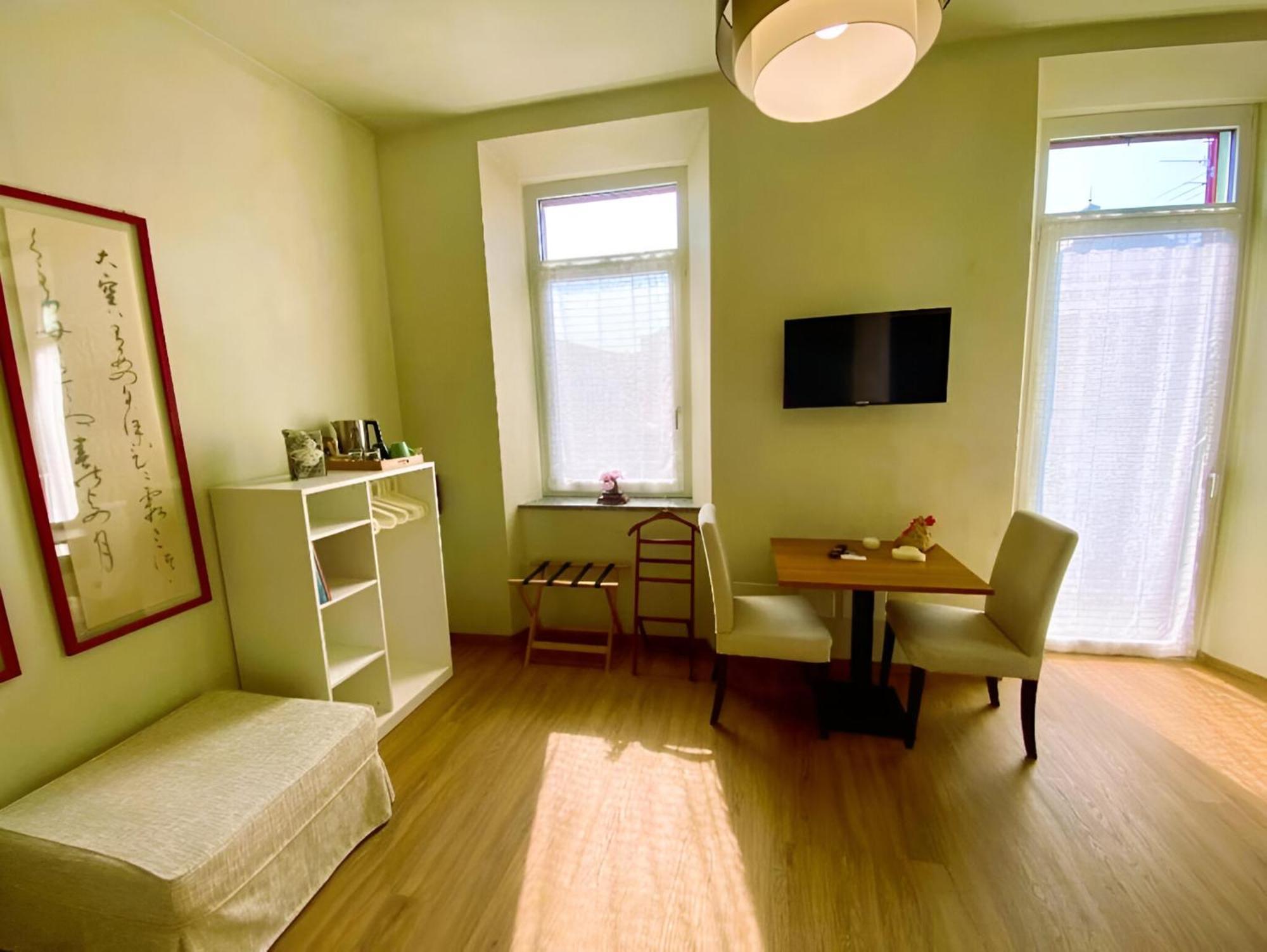 Notte Di Note - Home Hospitality 布斯托阿西齐奥 外观 照片
