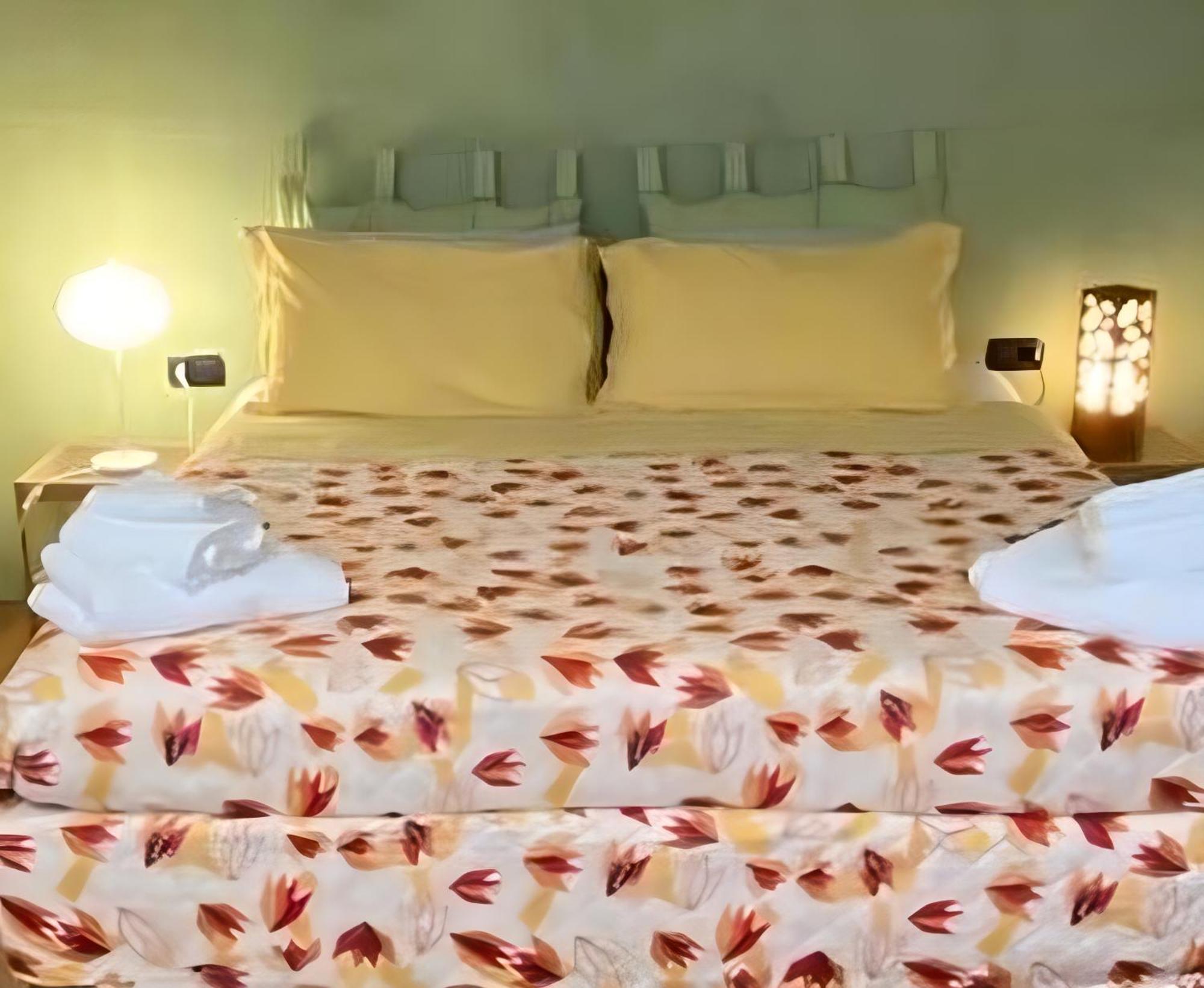 Notte Di Note - Home Hospitality 布斯托阿西齐奥 外观 照片